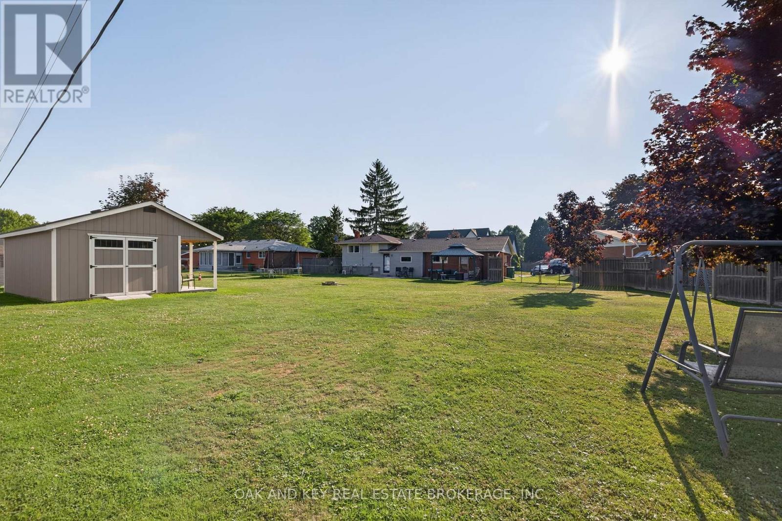 10103 Lynhurst Park Drive, Southwold, Ontario  N5P 2E5 - Photo 33 - X12333525