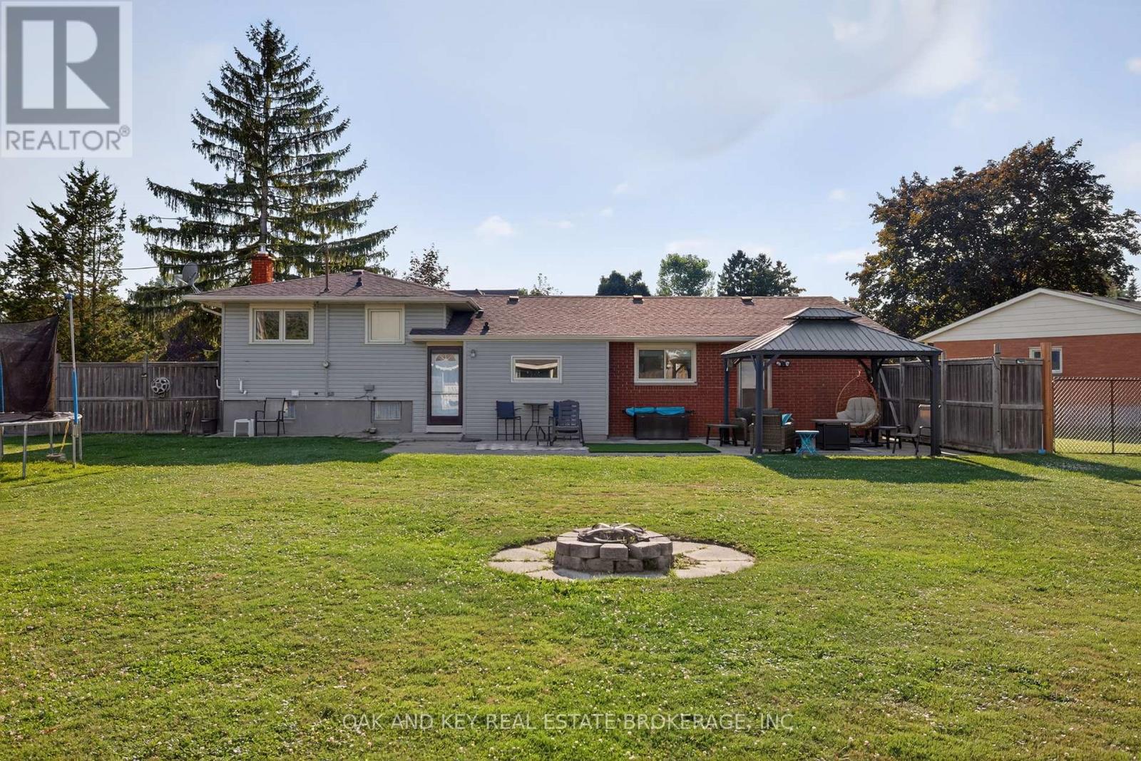 10103 Lynhurst Park Drive, Southwold, Ontario  N5P 2E5 - Photo 36 - X12333525