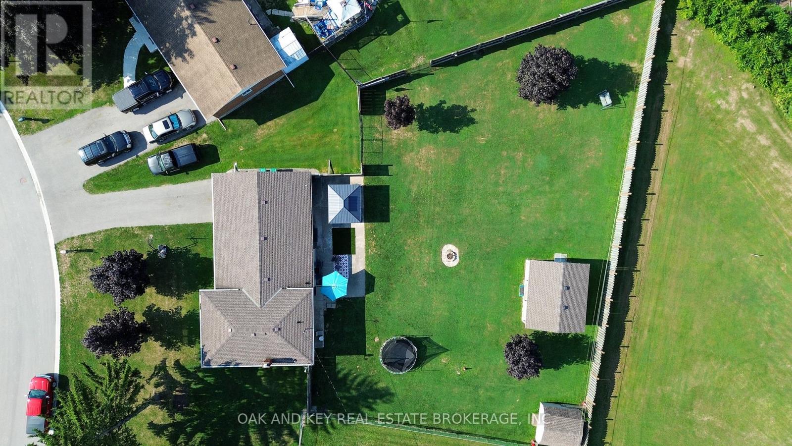 10103 Lynhurst Park Drive, Southwold, Ontario  N5P 2E5 - Photo 5 - X12333525