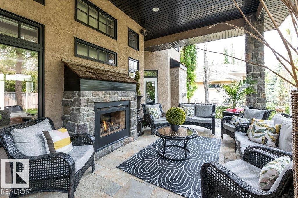 Property at 34 KINGSFORD CR image 1