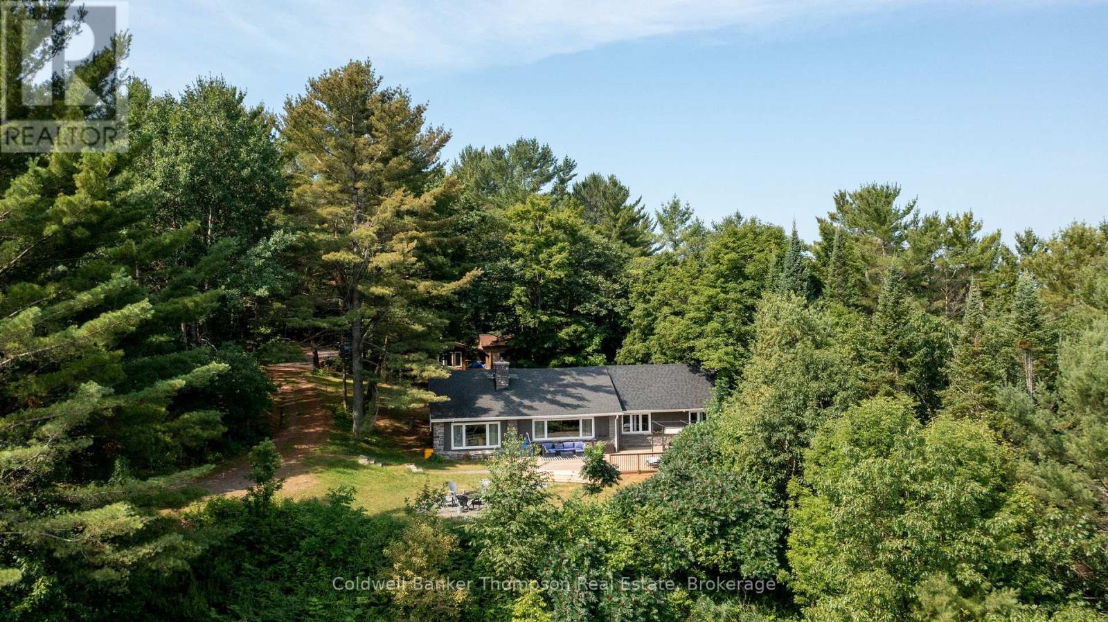 179 Hoths Lane, Huntsville, Ontario  P0B 1L0 - Photo 2 - X12324699