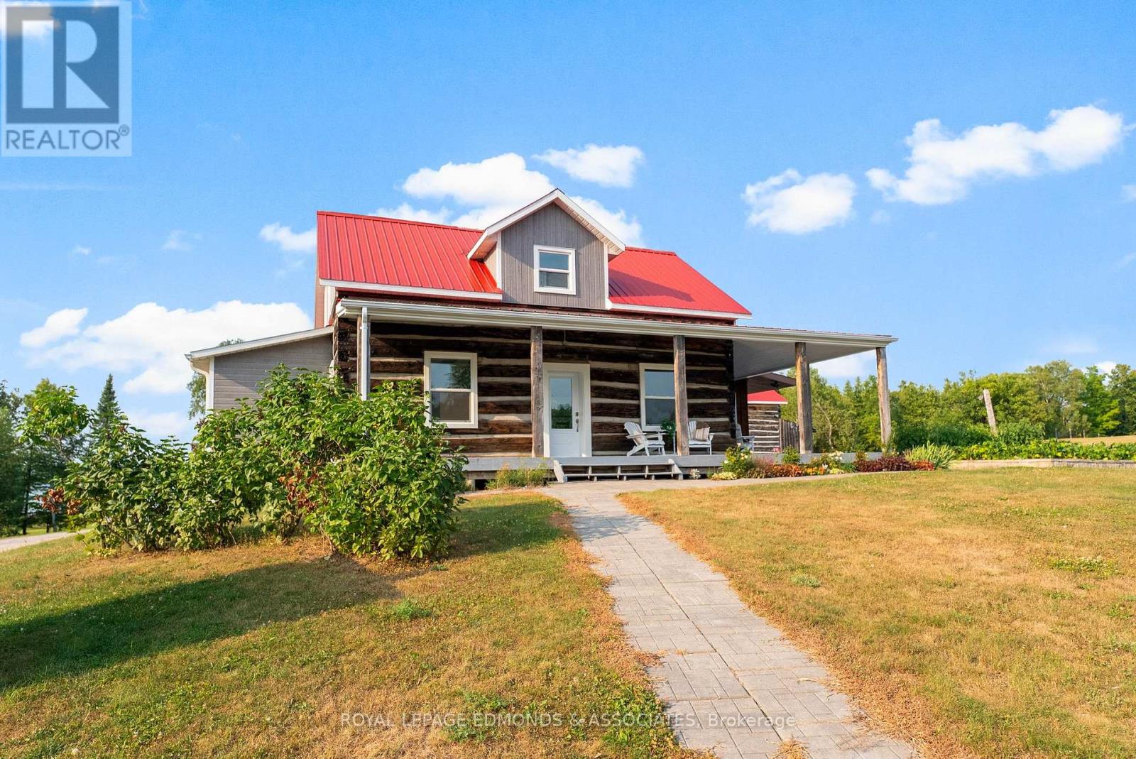 172 Mink Lake Road, North Algona Wilberforce, Ontario  K0J 1T0 - Photo 2 - X12333592