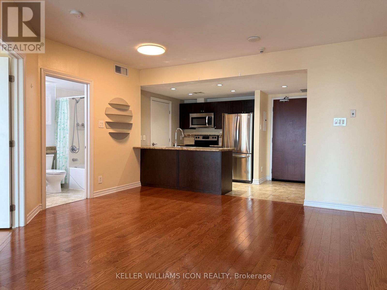1306 - 234 Rideau Street, Ottawa, Ontario  K1N 0A9 - Photo 13 - X12333511