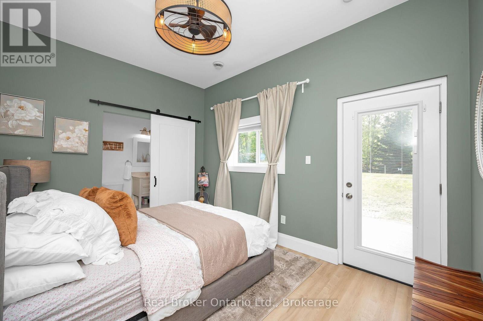 2525 Vimy Road, Port Colborne, Ontario  L3K 5V3 - Photo 11 - X12333498