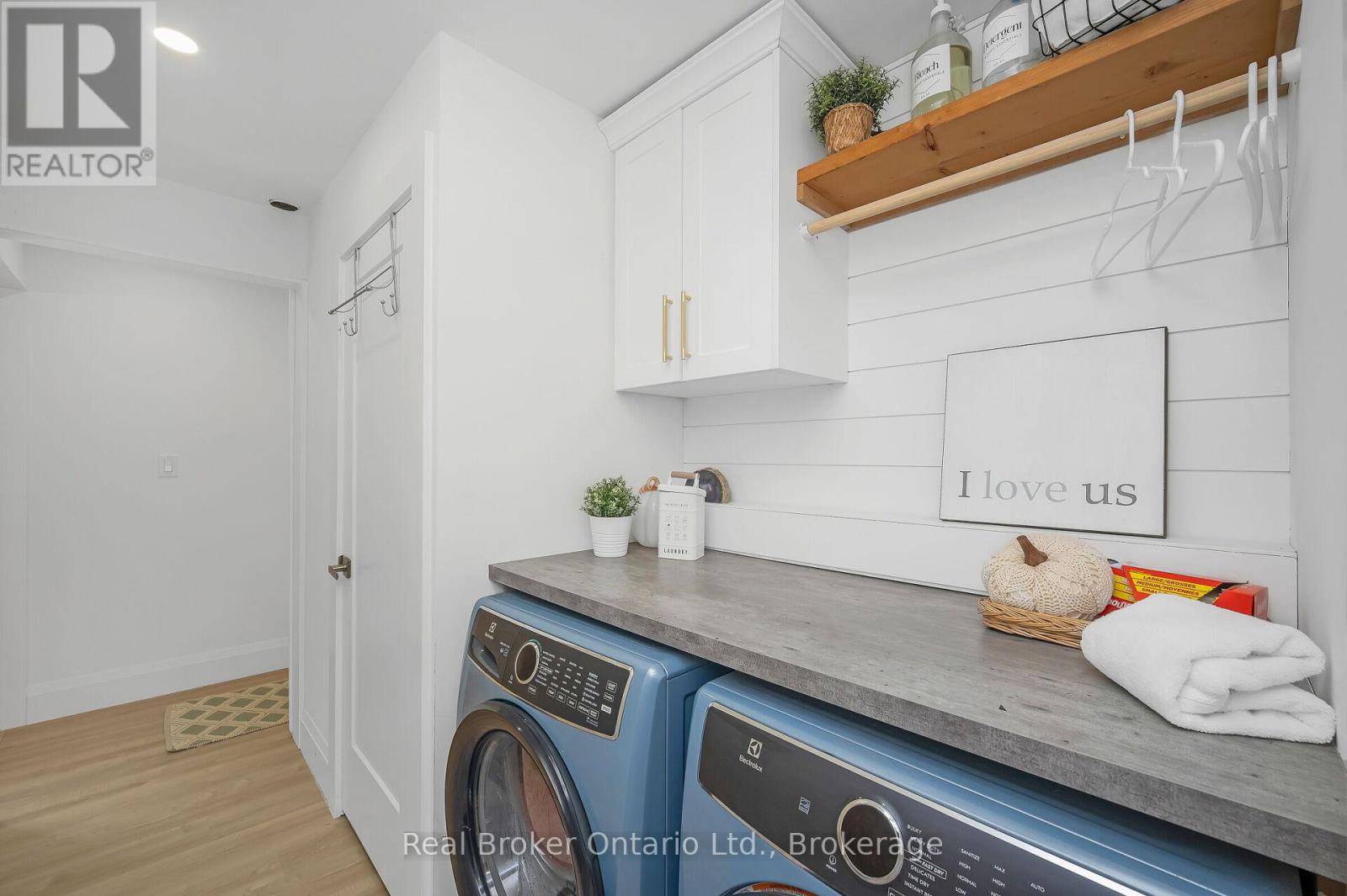 2525 Vimy Road, Port Colborne, Ontario  L3K 5V3 - Photo 14 - X12333498