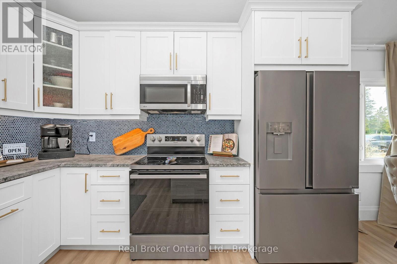 2525 Vimy Road, Port Colborne, Ontario  L3K 5V3 - Photo 21 - X12333498