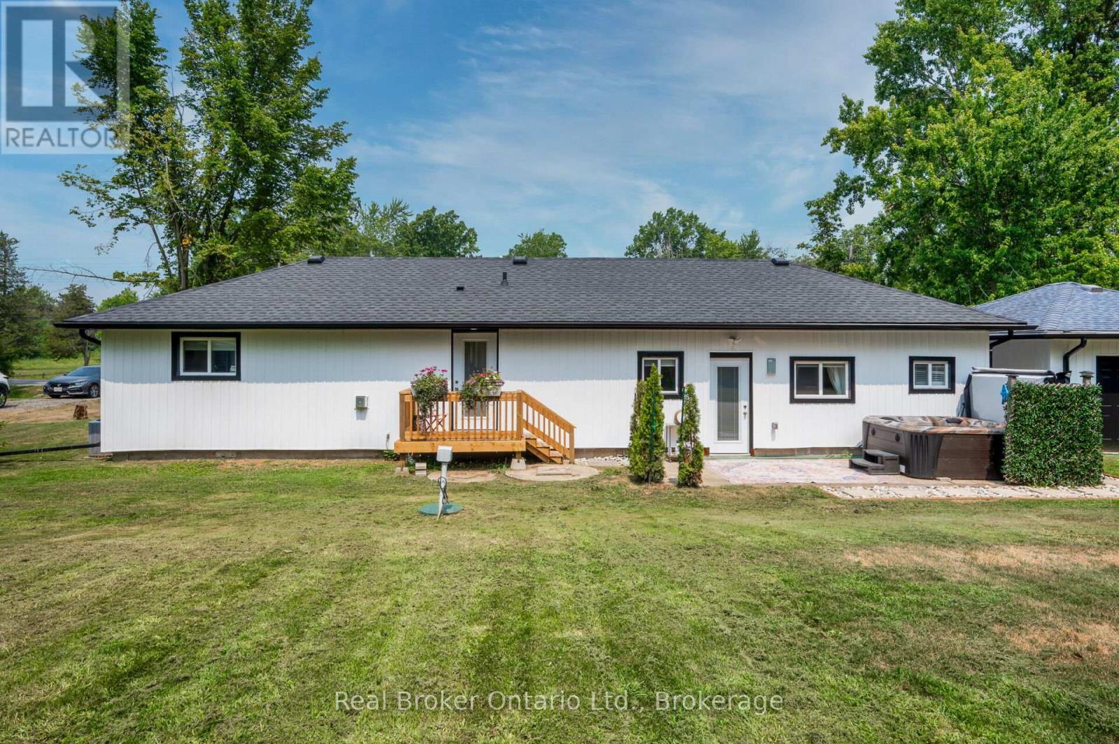 2525 Vimy Road, Port Colborne, Ontario  L3K 5V3 - Photo 26 - X12333498