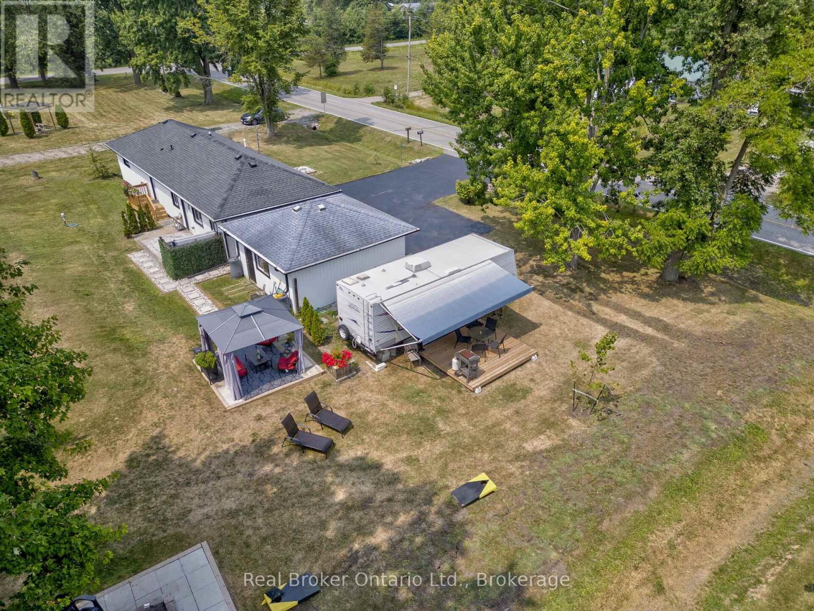 2525 Vimy Road, Port Colborne, Ontario  L3K 5V3 - Photo 33 - X12333498