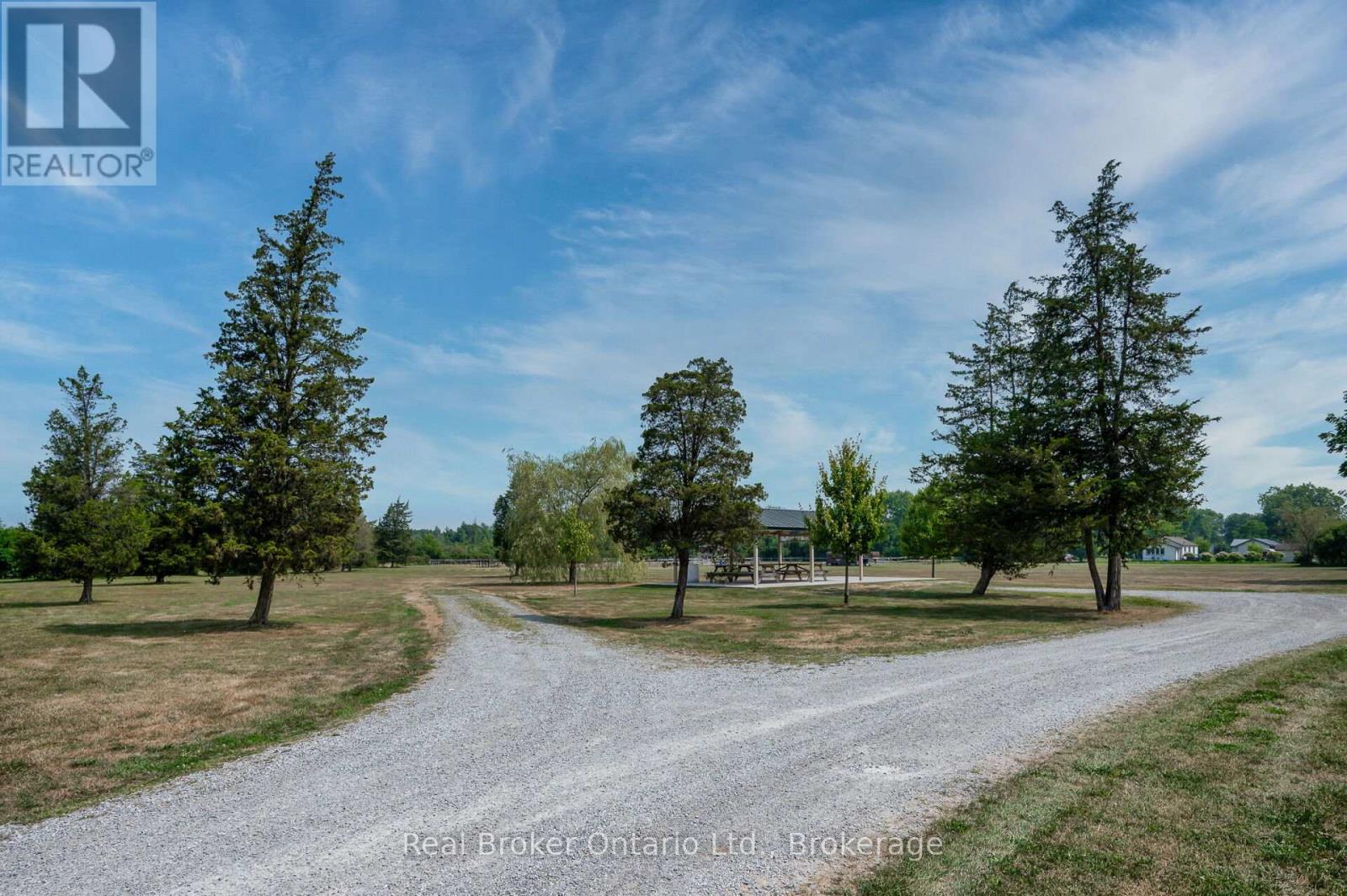 2525 Vimy Road, Port Colborne, Ontario  L3K 5V3 - Photo 36 - X12333498