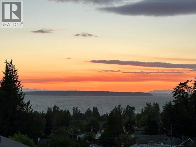 7143 JORDAN STREET, Powell River, British Columbia