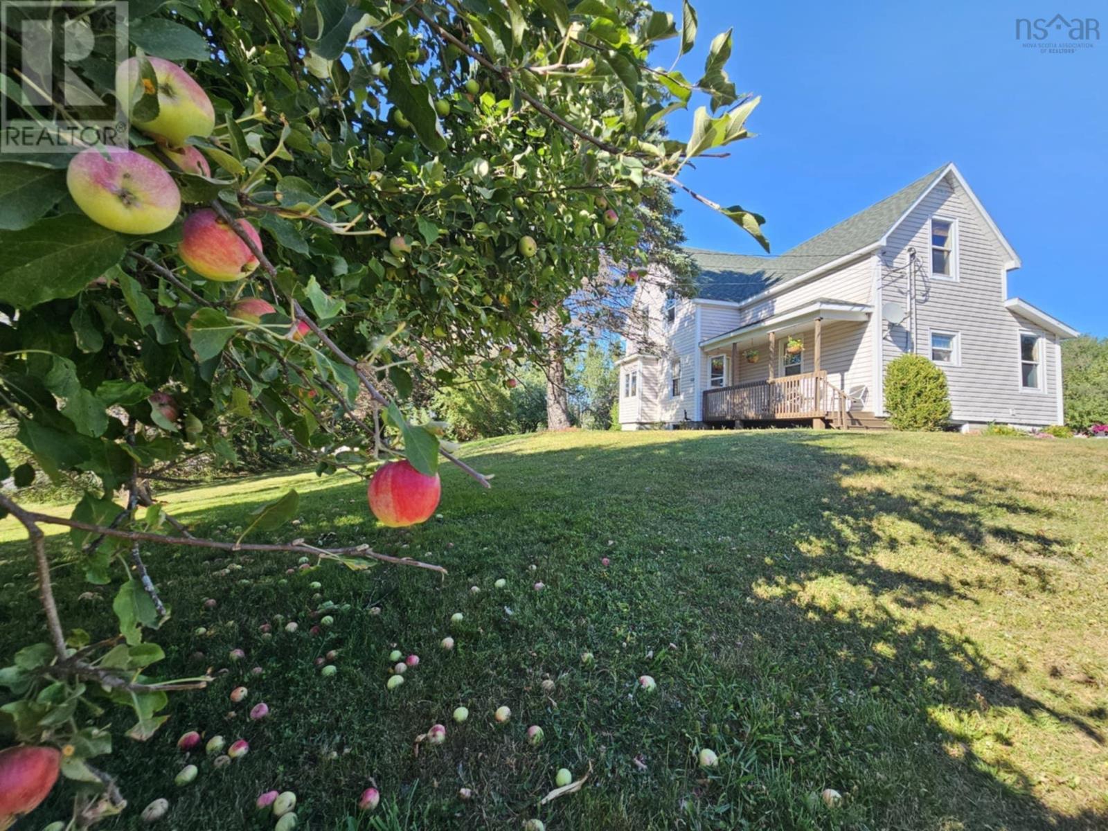 Property at 2661 Foxbrook Road image 4