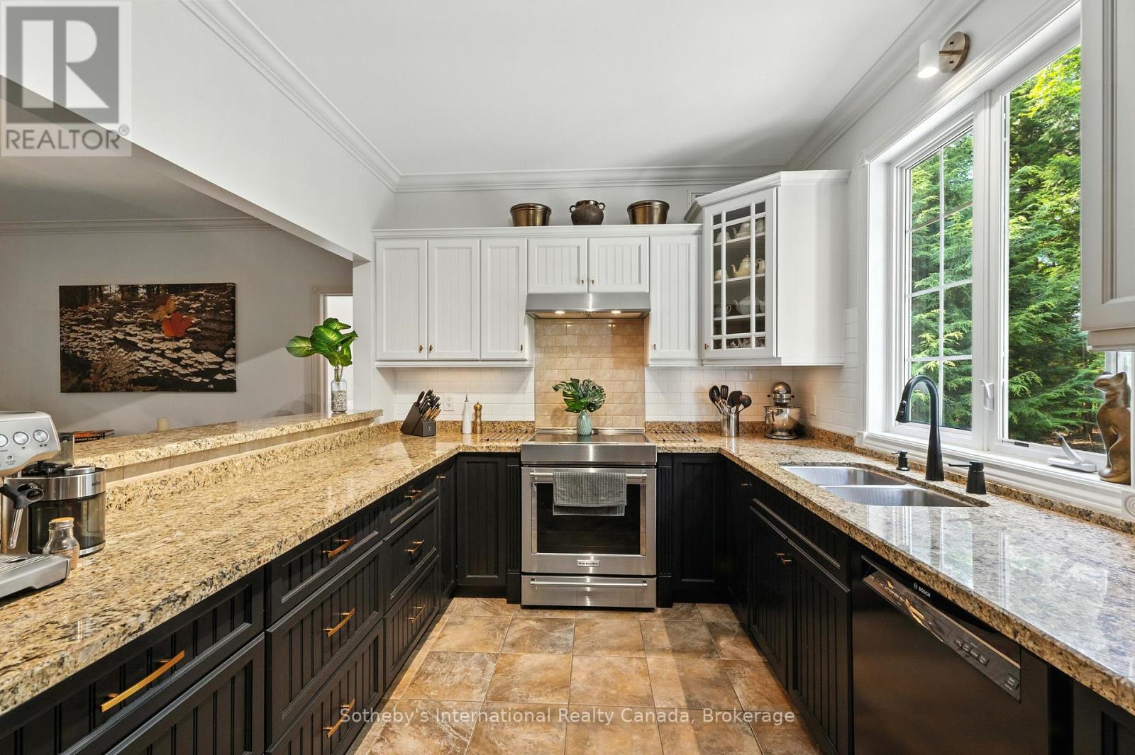 1394 Golden Beach Road, Bracebridge, Ontario  P1L 1W8 - Photo 28 - X12333500