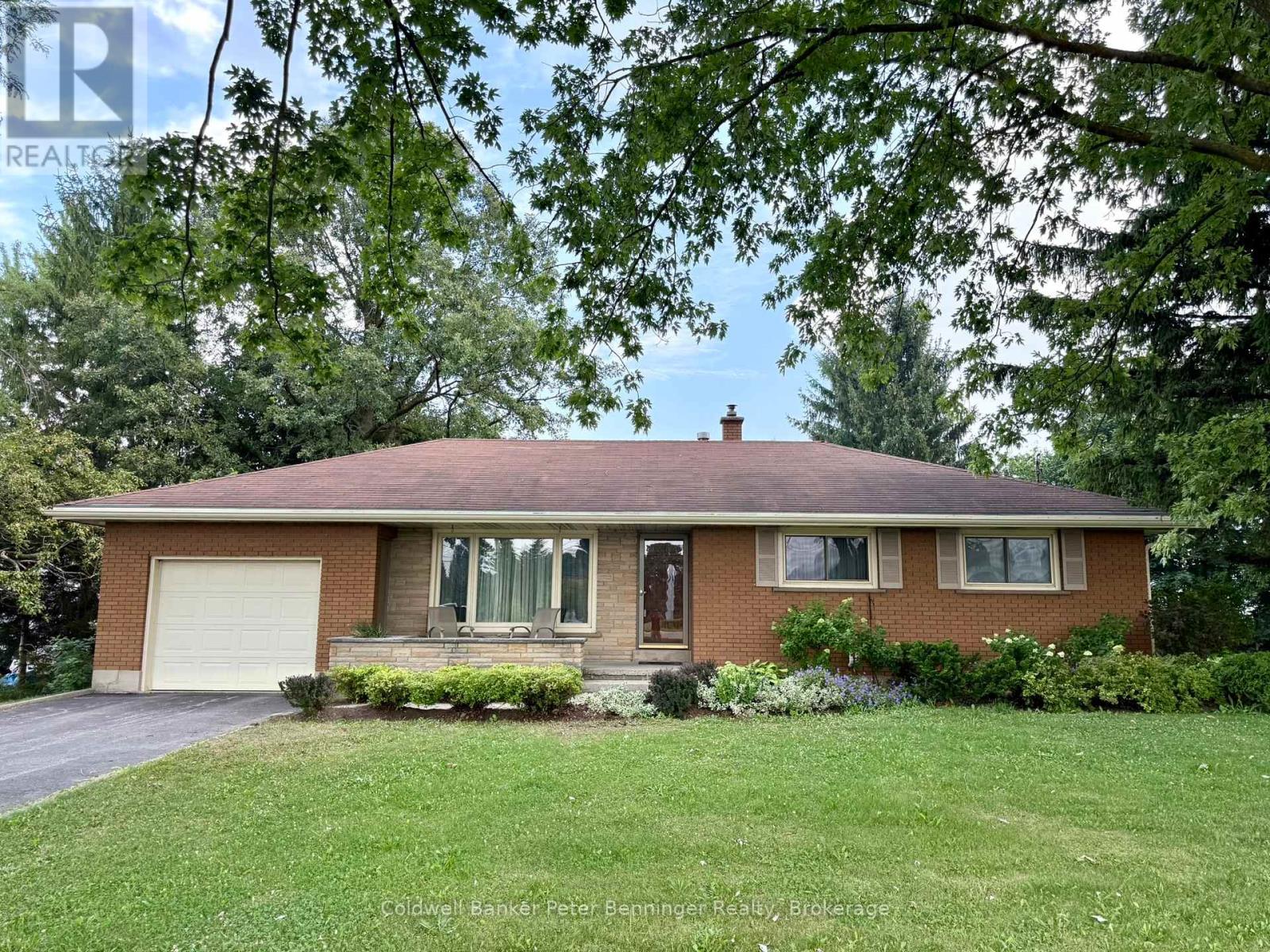1582 BRUCE 4 RR #4, Brockton, Ontario