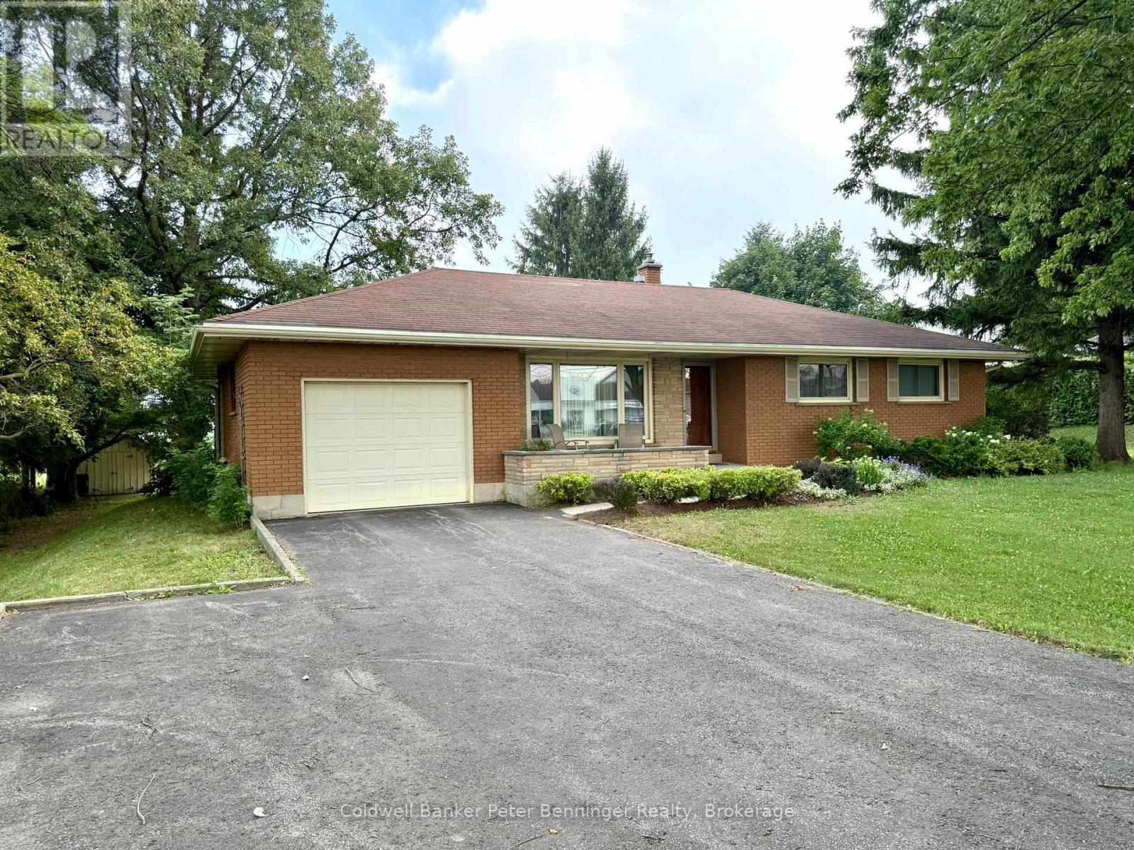 1582 Bruce 4 Rr #4, Brockton, Ontario  N0G 2V0 - Photo 2 - X12333536