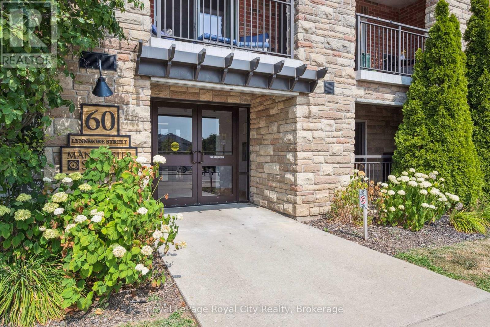 Property at 313 - 60 LYNNMORE STREET image 2