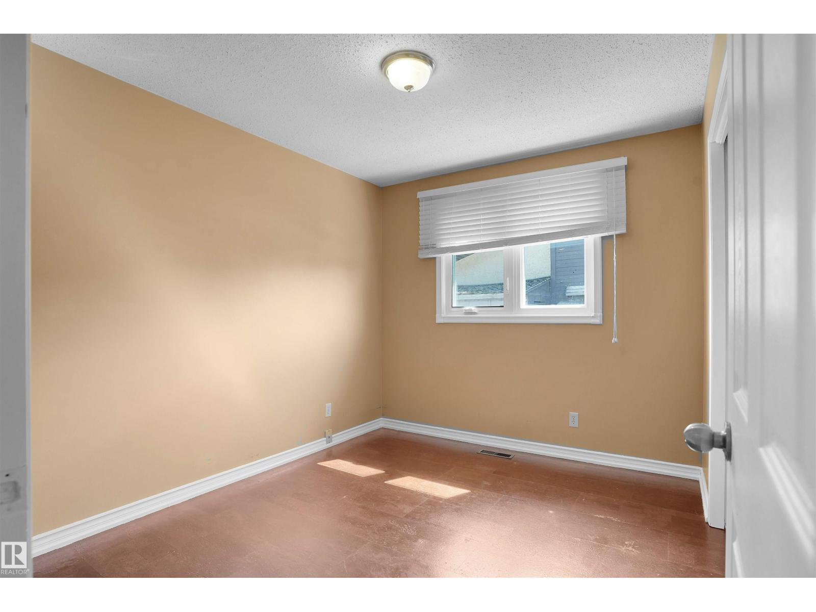 14231 24 St Nw, Edmonton, Alberta  T5Y 1G2 - Photo 12 - E4440329