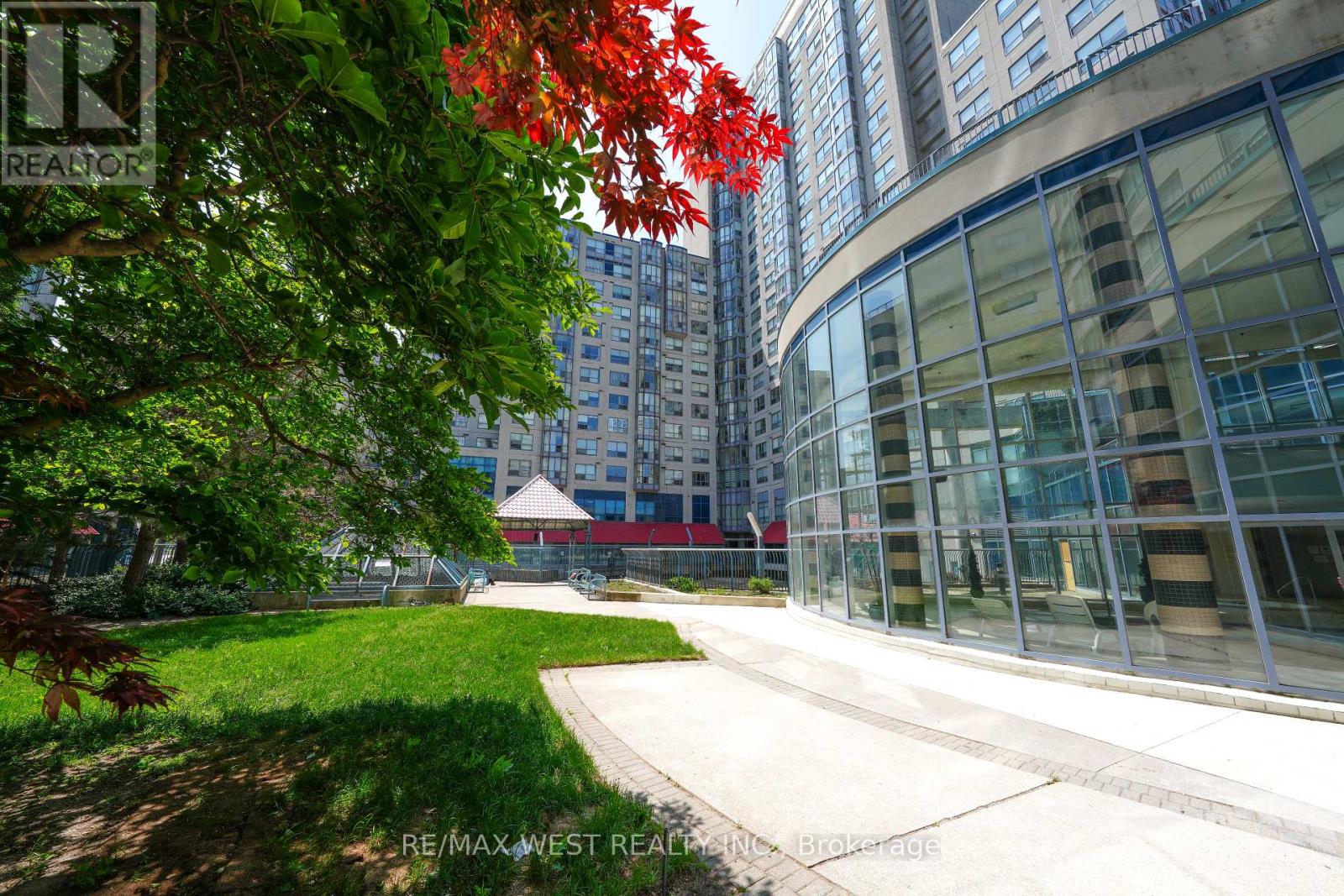 608 - 1470 Midland Avenue, Toronto, Ontario  M1P 3B9 - Photo 48 - E12333399