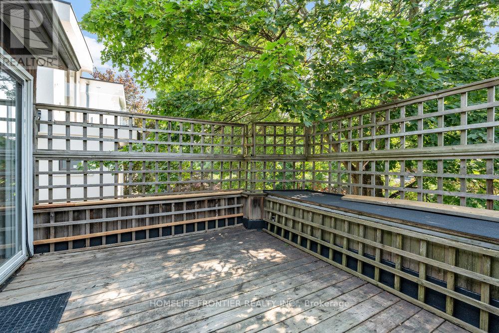 Apt 3 - 17 Teddington Park Avenue W, Toronto, Ontario  M4N 2C4 - Photo 10 - C12331892