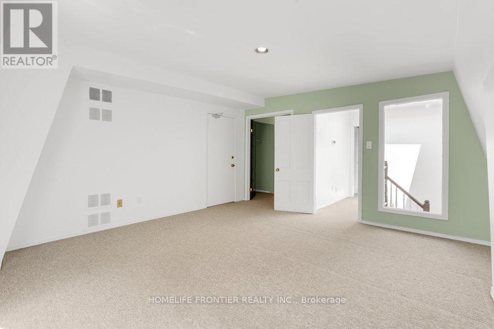 Apt 3 - 17 Teddington Park Avenue W, Toronto, Ontario  M4N 2C4 - Photo 16 - C12331892