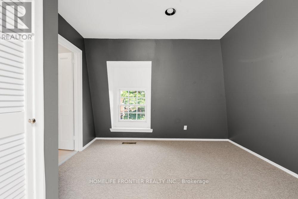 Apt 3 - 17 Teddington Park Avenue W, Toronto, Ontario  M4N 2C4 - Photo 12 - C12331892