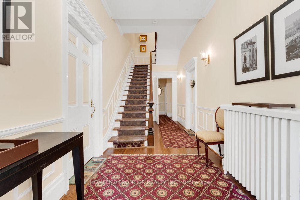Apt 3 - 17 Teddington Park Avenue W, Toronto, Ontario  M4N 2C4 - Photo 3 - C12331892