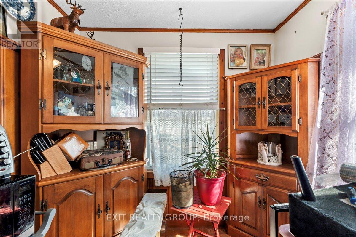 100 Film Street, Quinte West, Ontario  K8V 5K2 - Photo 13 - X12333247