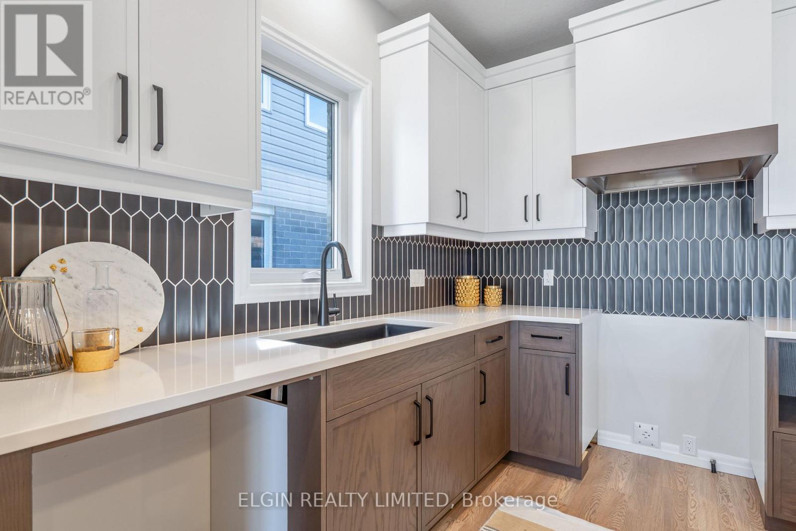 9 Dunning Way, St. Thomas, Ontario  N5R 0P7 - Photo 12 - X12178871