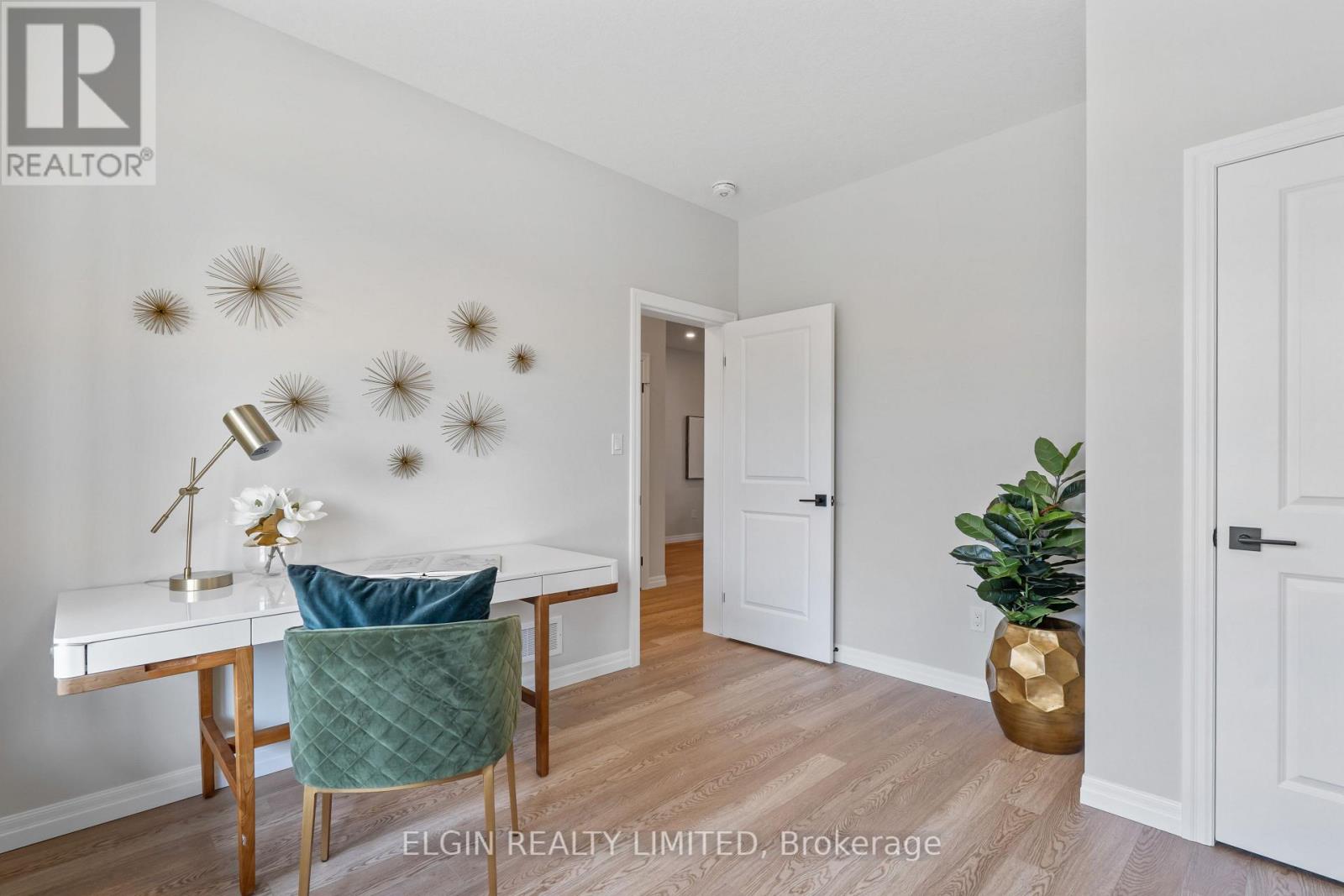 9 Dunning Way, St. Thomas, Ontario  N5R 0P7 - Photo 5 - X12178871
