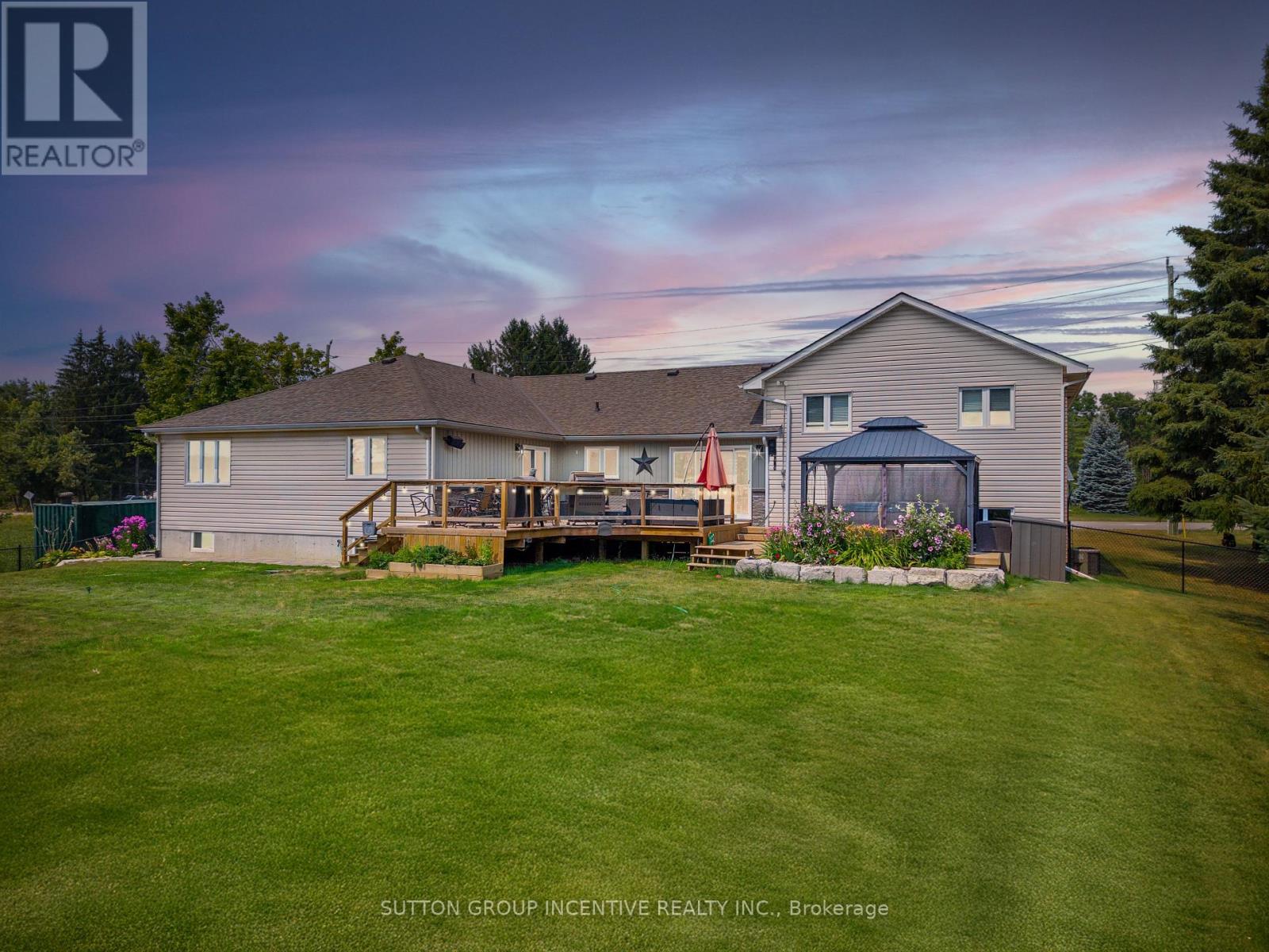 1277 Sunnidale Road, Springwater, Ontario  L4M 4S4 - Photo 34 - S12333441