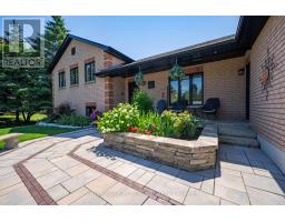 1277 SUNNIDALE ROAD, Springwater, Ontario