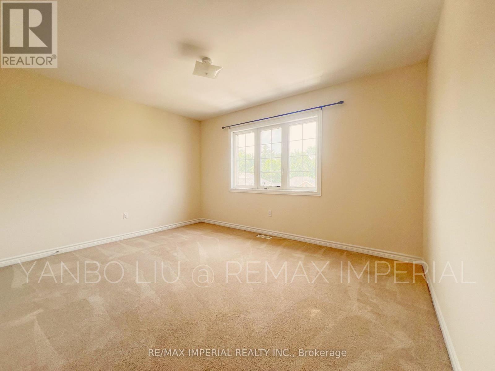 155 Art West Avenue, Newmarket, Ontario  L3X 0C1 - Photo 19 - N12332378