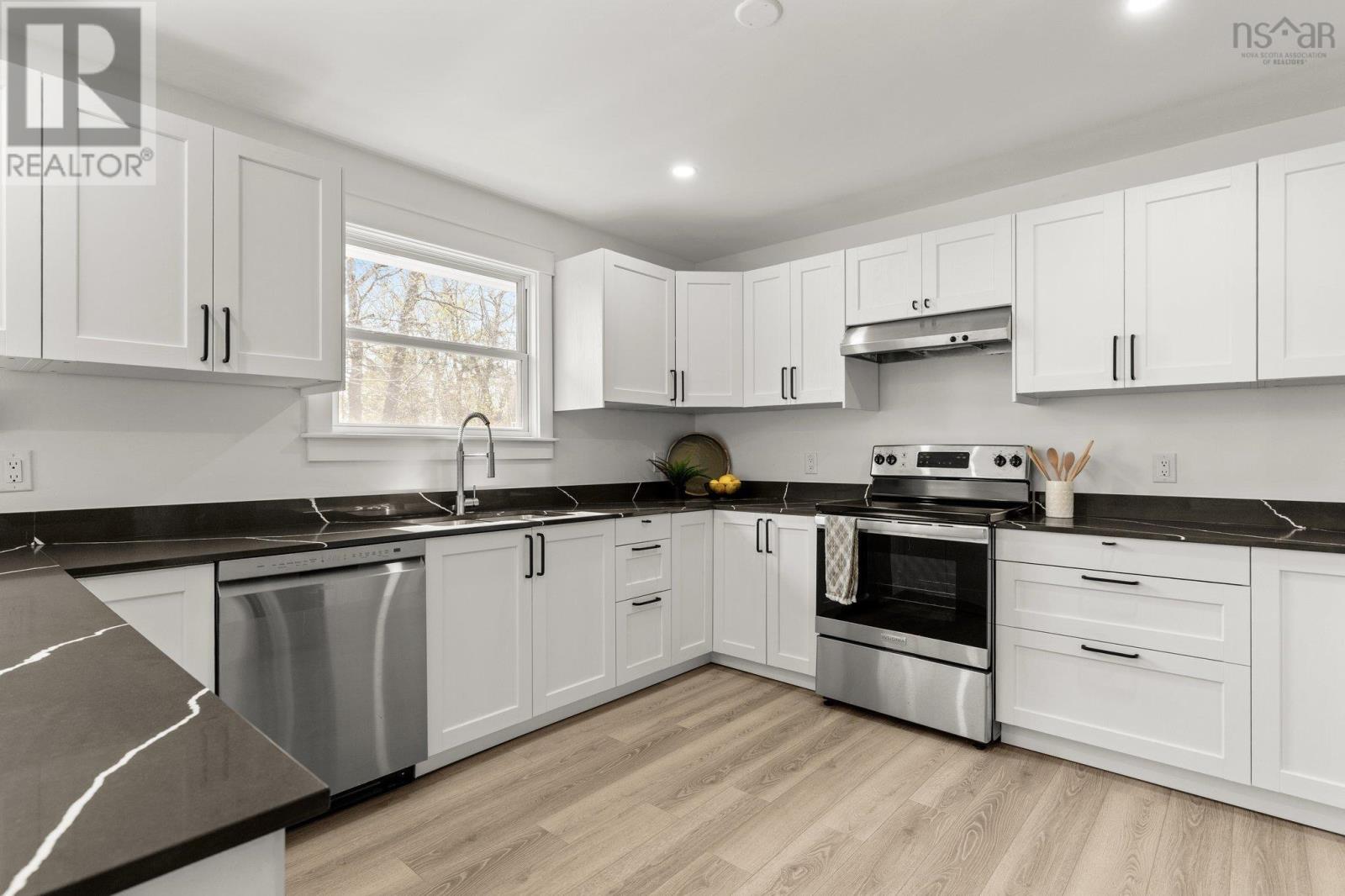 1510 Riverside Drive, Lower Sackville, Nova Scotia  B4C 2Y8 - Photo 6 - 202511178