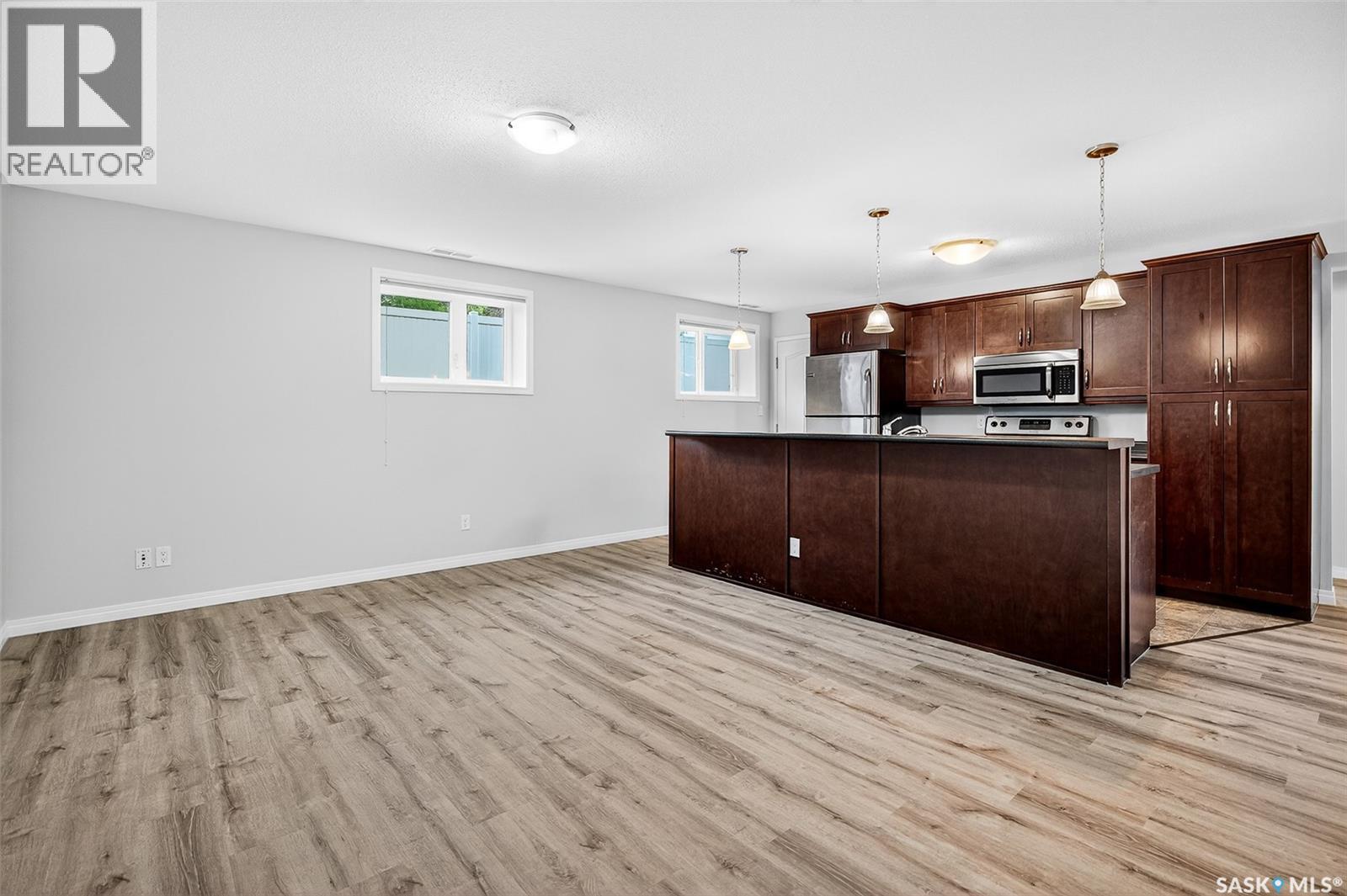 2 221 Main Street S, Moose Jaw, Saskatchewan  S6H 2R4 - Photo 6 - SK015125