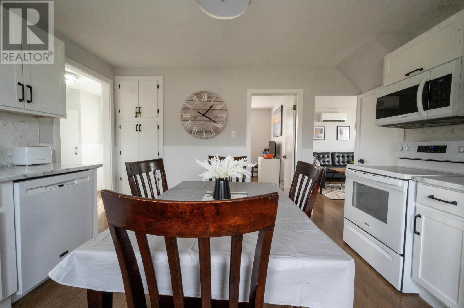 9 Chemin De Susanne Road, Chéticamp, Nova Scotia  B0E 1H0 - Photo 12 - 202520025