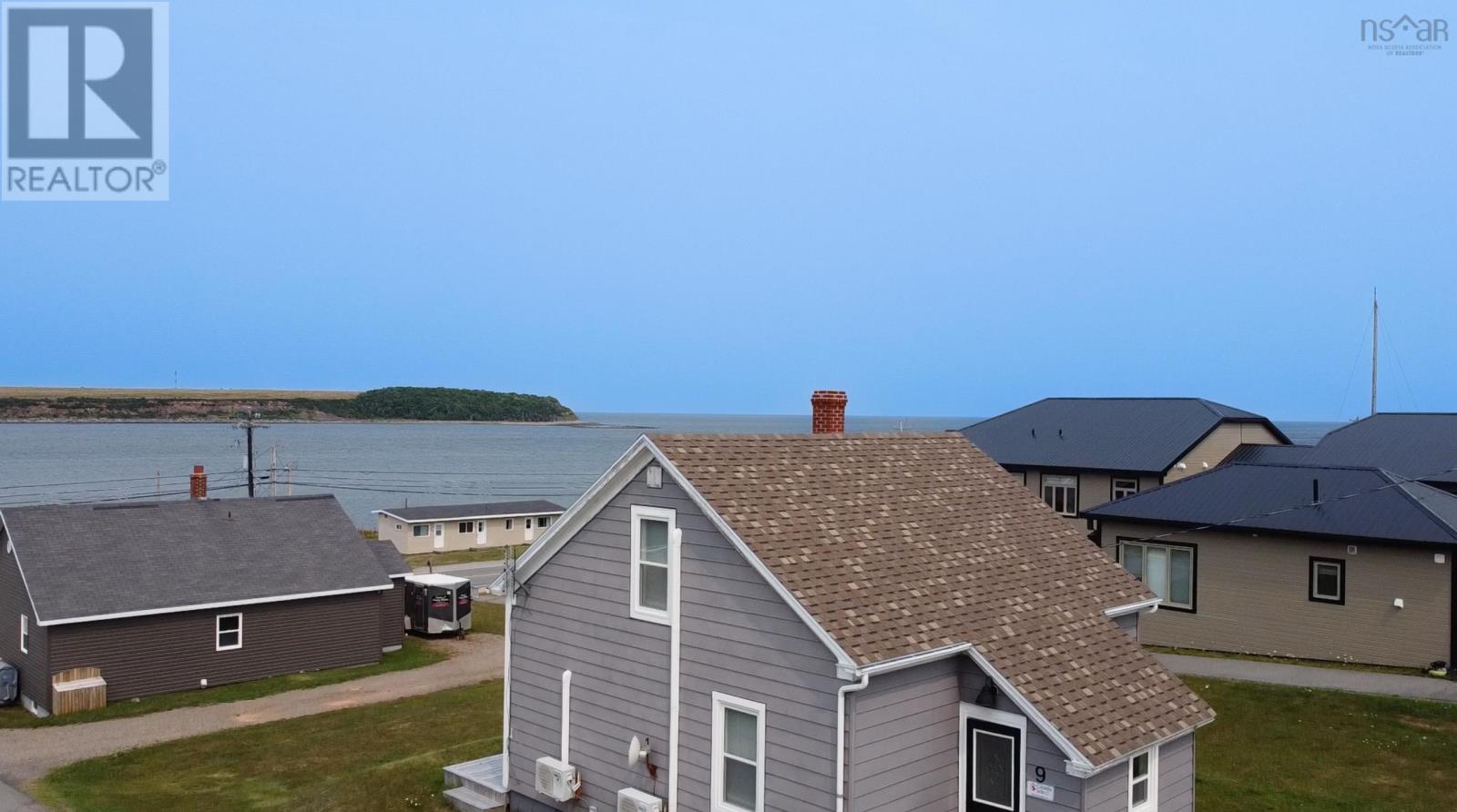 9 Chemin De Susanne Road, Chéticamp, Nova Scotia  B0E 1H0 - Photo 3 - 202520025