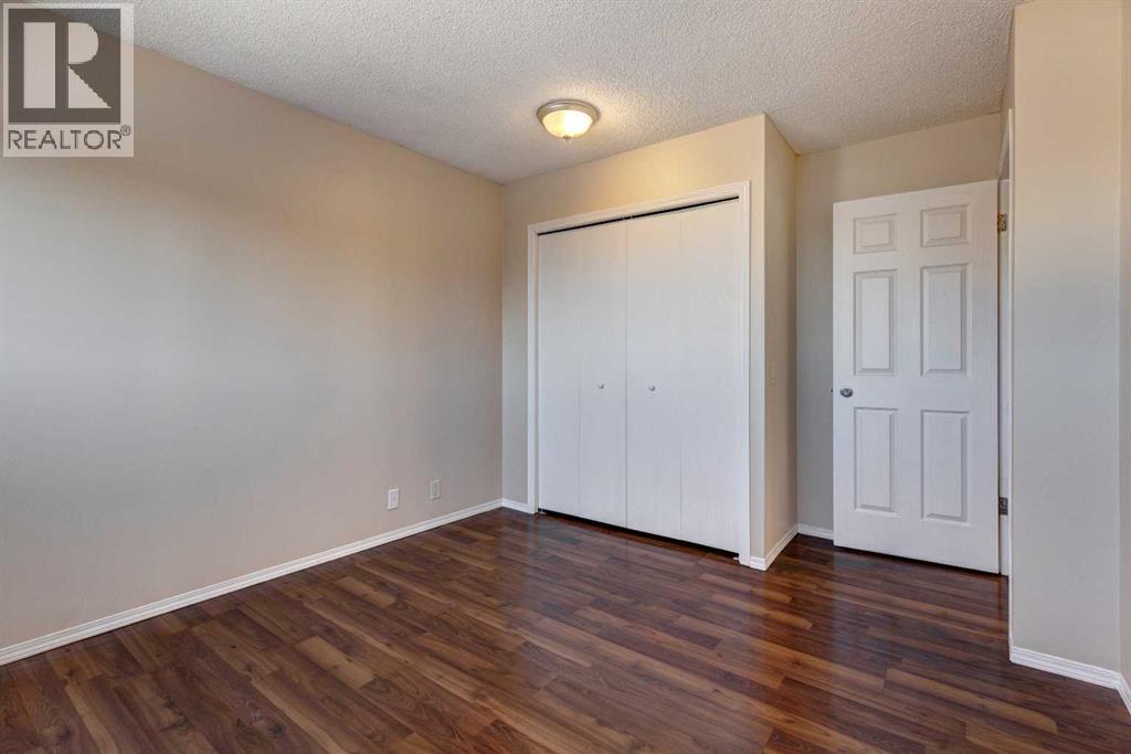 27 Castleridge Road Ne, Calgary, Alberta  T3J 1N8 - Photo 23 - A2246914