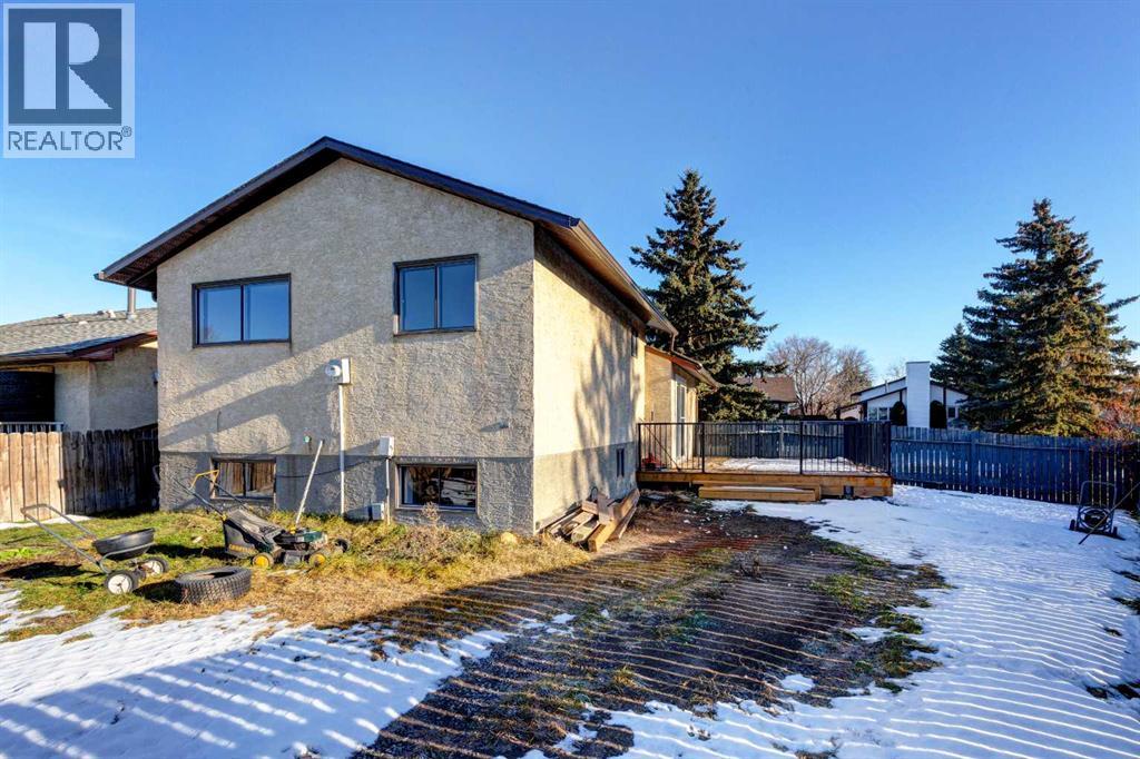 27 Castleridge Road Ne, Calgary, Alberta  T3J 1N8 - Photo 40 - A2246914