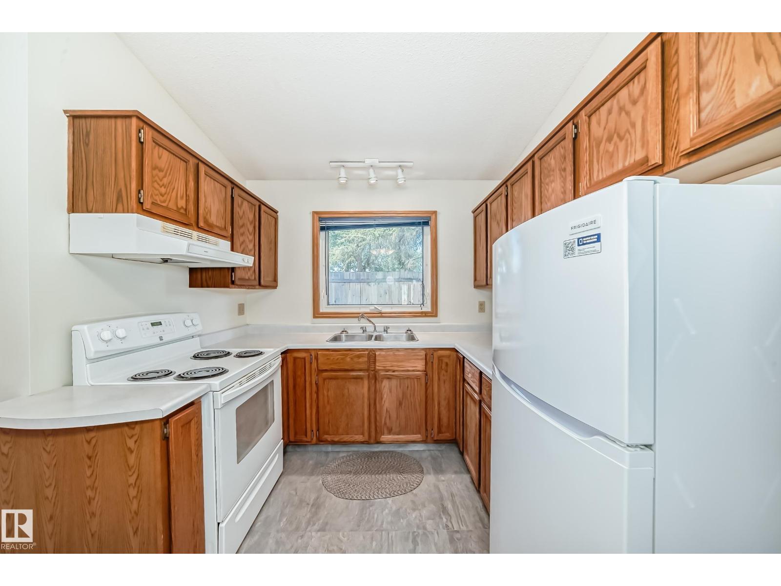 9 Wellington Cr, Spruce Grove, Alberta  T7X 1K6 - Photo 13 - E4451981