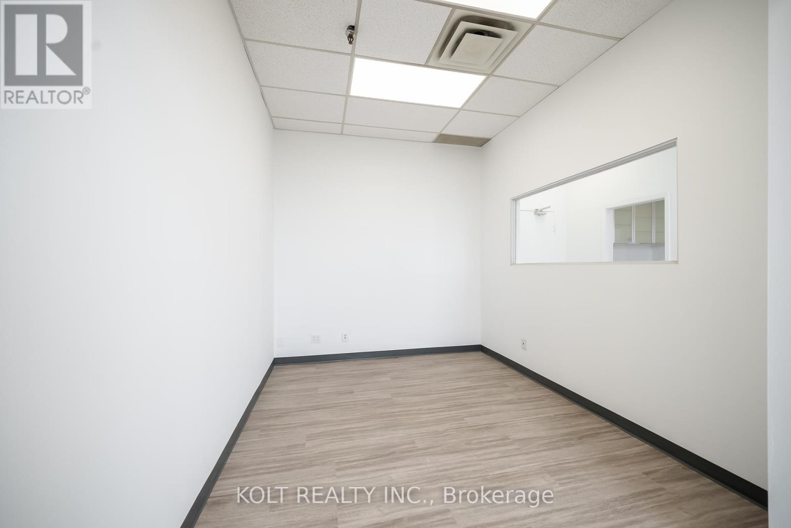 7 - 67 Westmore Drive, Toronto, Ontario  M9V 3Y6 - Photo 5 - W12333434
