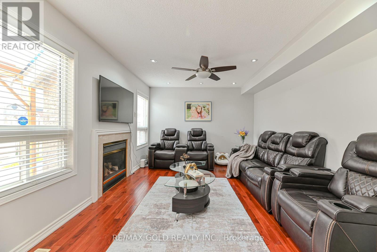 63 Hiberton Crescent, Brampton, Ontario  L7A 3C9 - Photo 18 - W12333476