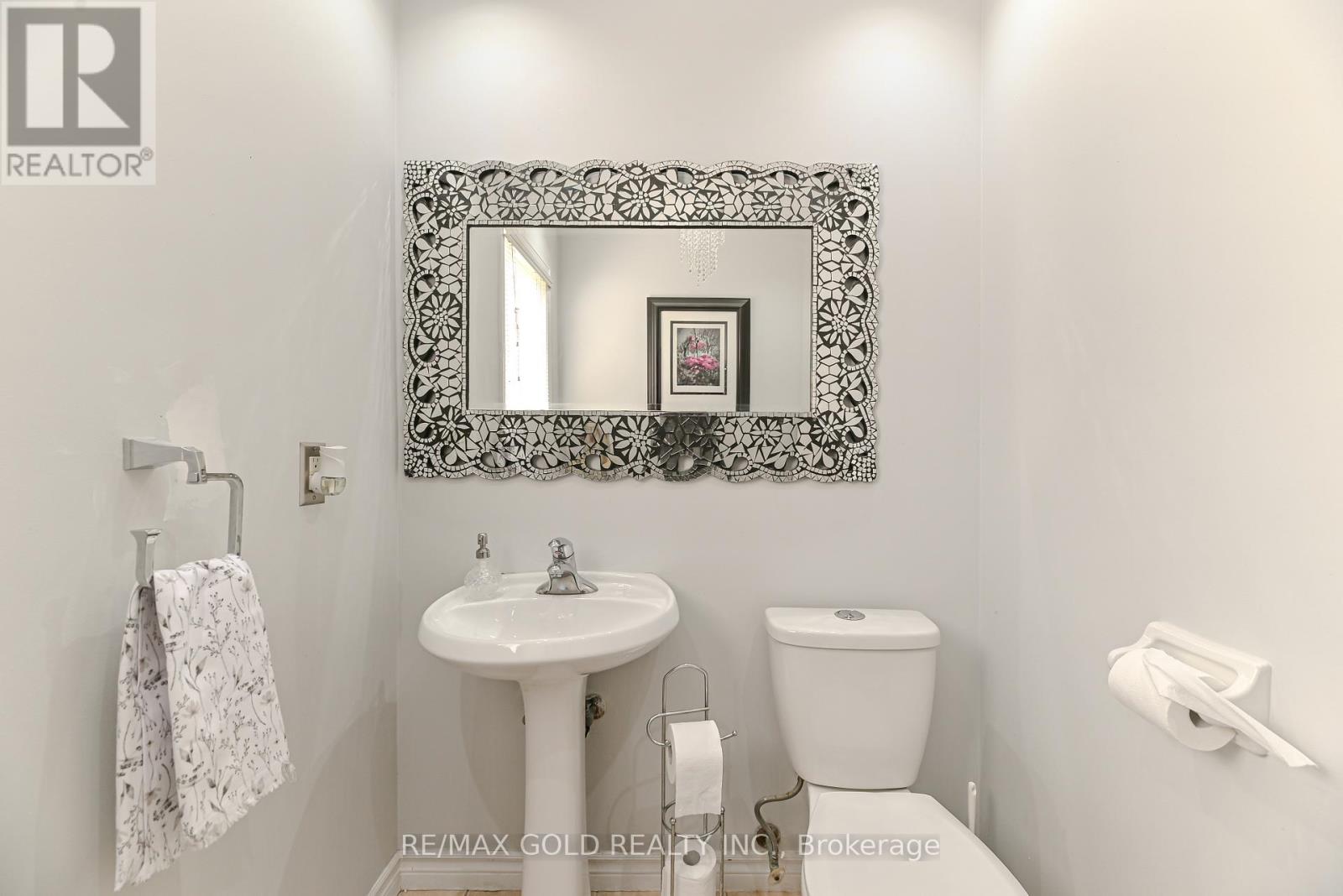 63 Hiberton Crescent, Brampton, Ontario  L7A 3C9 - Photo 22 - W12333476