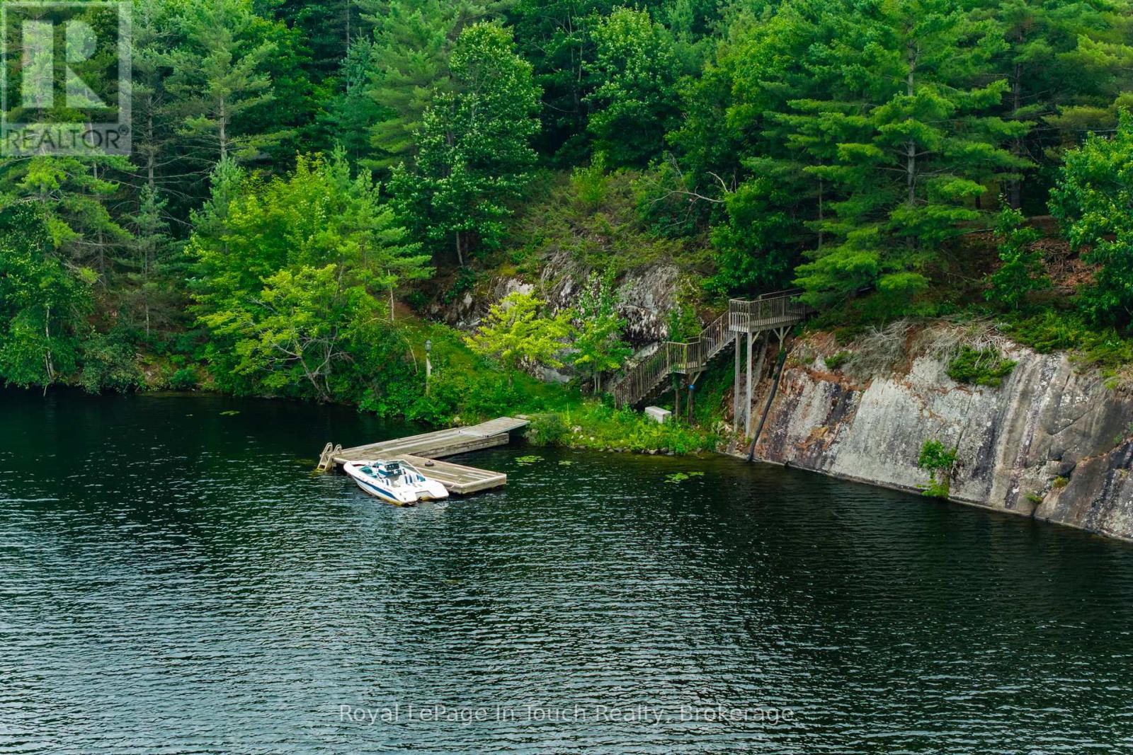 390 Is 360 Island, Georgian Bay, Ontario  L0K 1S0 - Photo 38 - X12320488