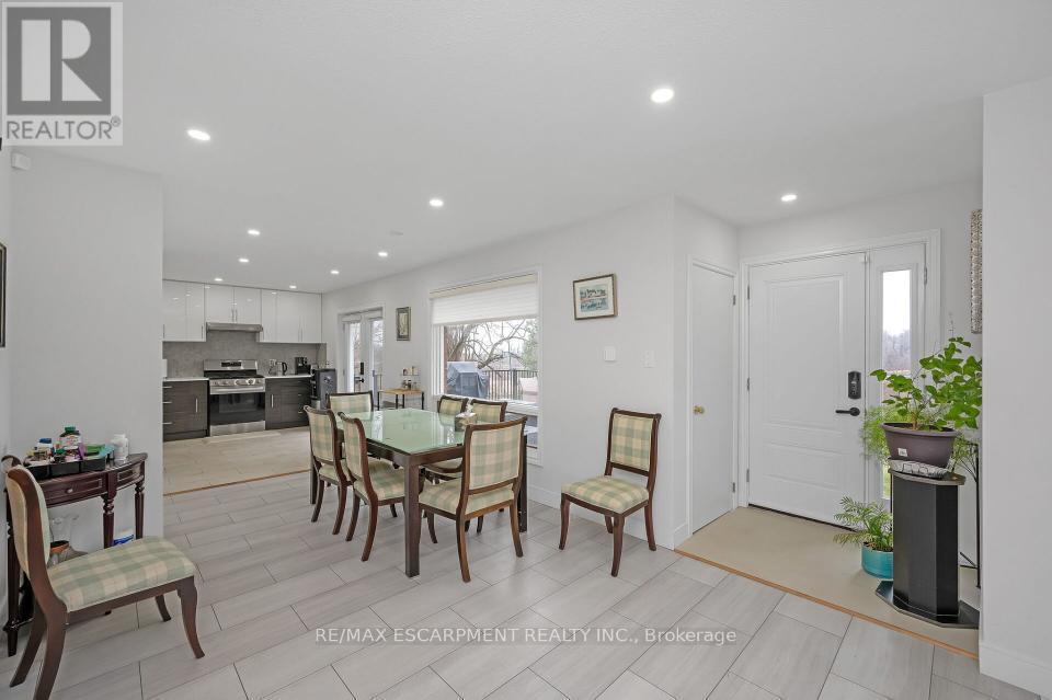491 Highway 5, Hamilton, Ontario  L9H 5E2 - Photo 11 - X12333391