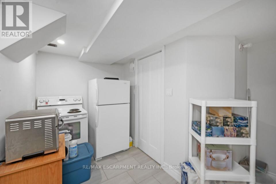 491 Highway 5, Hamilton, Ontario  L9H 5E2 - Photo 31 - X12333391