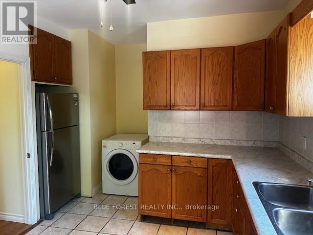 Main - 379 Wharncliffe Road S, London South, Ontario  N6J 2M2 - Photo 12 - X12333680