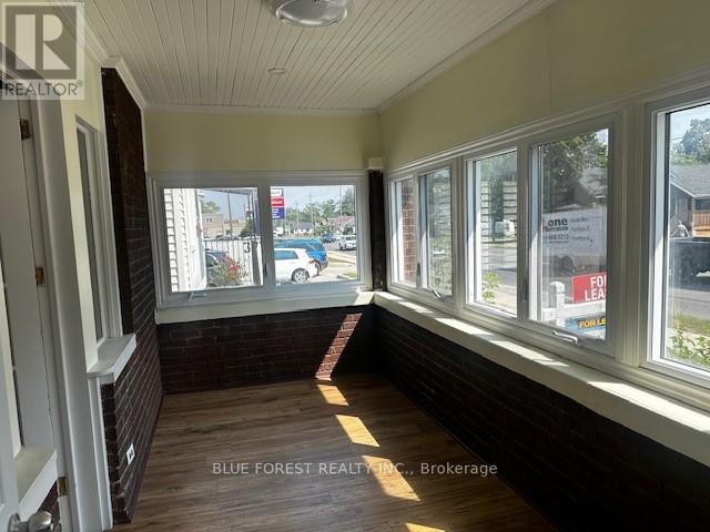Main - 379 Wharncliffe Road S, London South, Ontario  N6J 2M2 - Photo 6 - X12333680