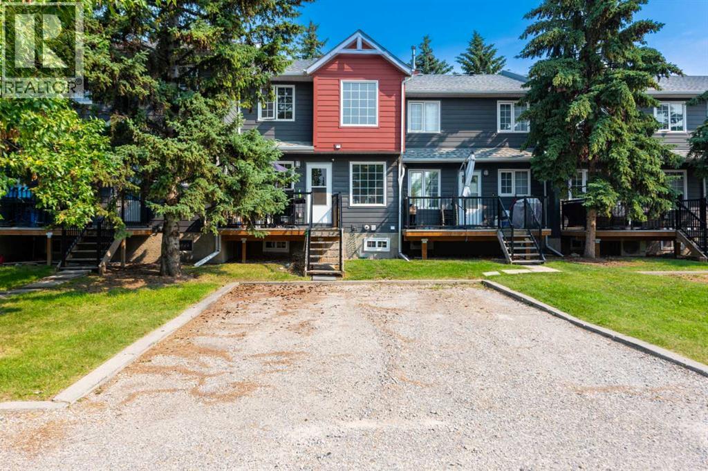 Property at 56 Abberfield Court NE image 1
