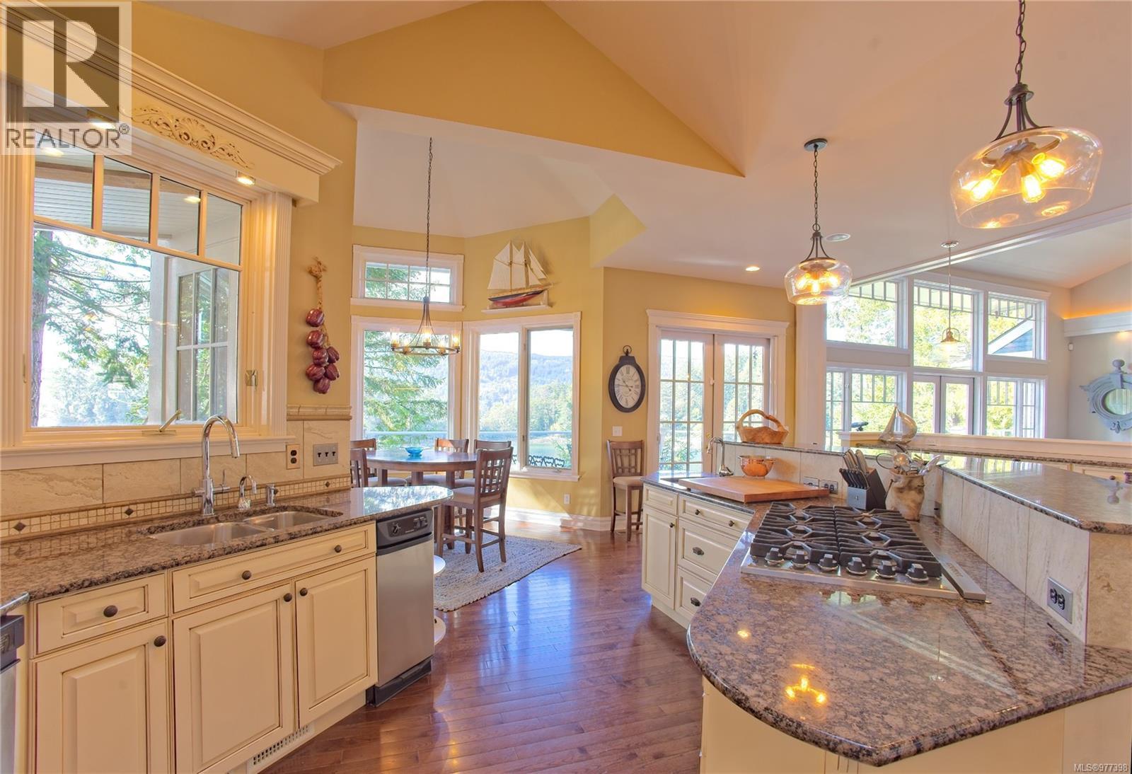 367 Long Harbour Rd, Salt Spring, British Columbia  V8K 2M2 - Photo 11 - 977398