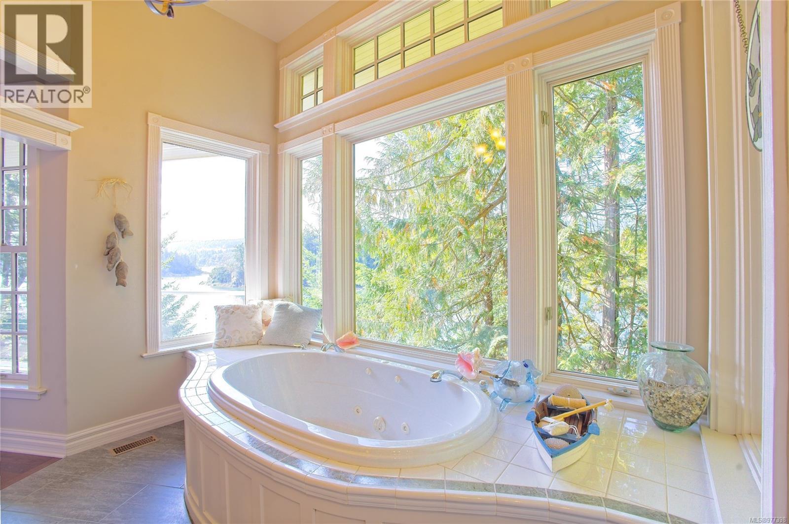 367 Long Harbour Rd, Salt Spring, British Columbia  V8K 2M2 - Photo 23 - 977398