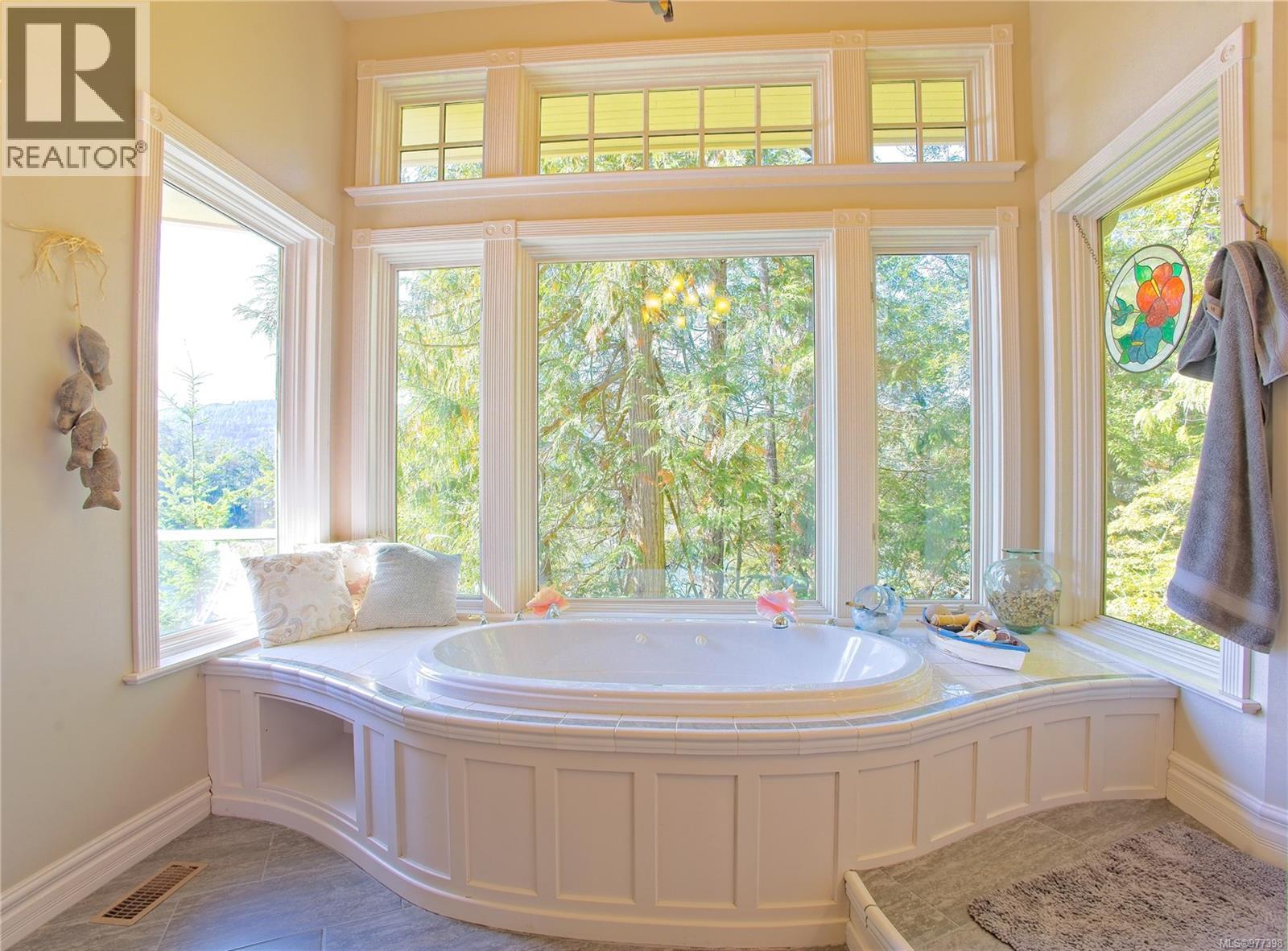 367 Long Harbour Rd, Salt Spring, British Columbia  V8K 2M2 - Photo 21 - 977398